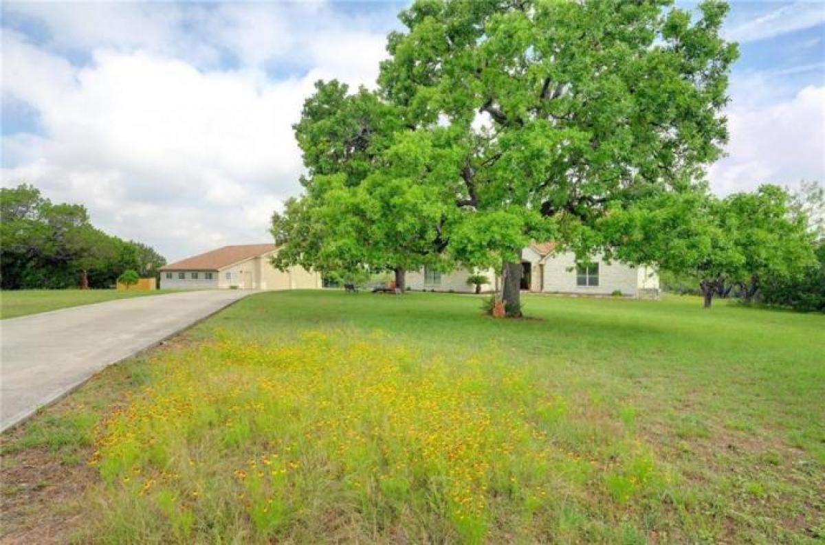 Picture of Home For Sale in Spicewood, Texas, United States