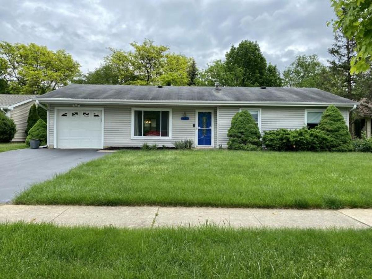 Picture of Home For Sale in Bolingbrook, Illinois, United States
