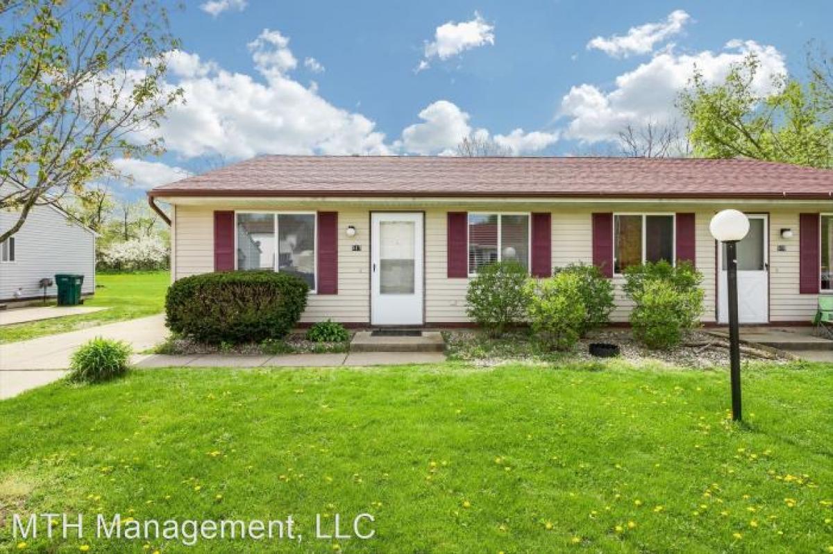 425 Meadowview St, Fowlerville, Michigan, United States Apartments For Rent at GLOBAL LISTINGS