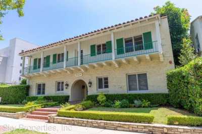 Apartment For Rent in Beverly Hills, California