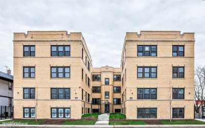 Apartment For Rent in Maywood, Illinois