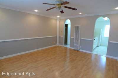 Apartment For Rent in Hollywood, California