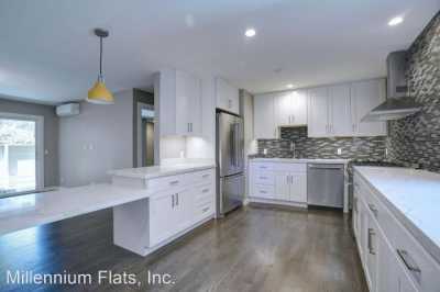 Apartment For Rent in 