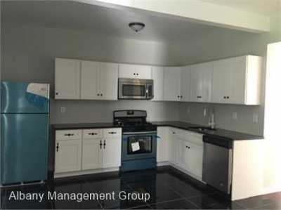 Apartment For Rent in Troy, New York