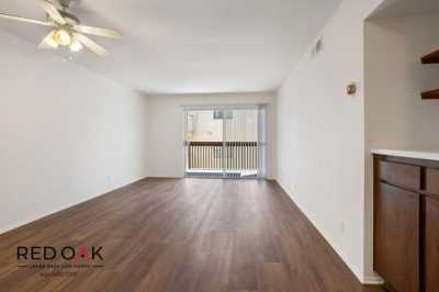 Condo For Rent in Pasadena, California