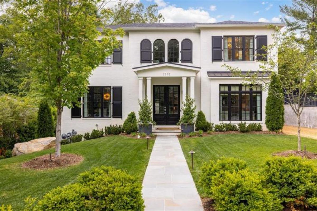 Picture of Home For Sale in Alexandria, Virginia, United States