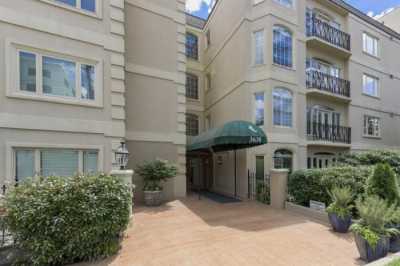 Condo For Sale in Atlanta, Georgia