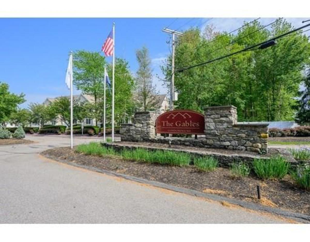 Picture of Condo For Sale in Abington, Massachusetts, United States