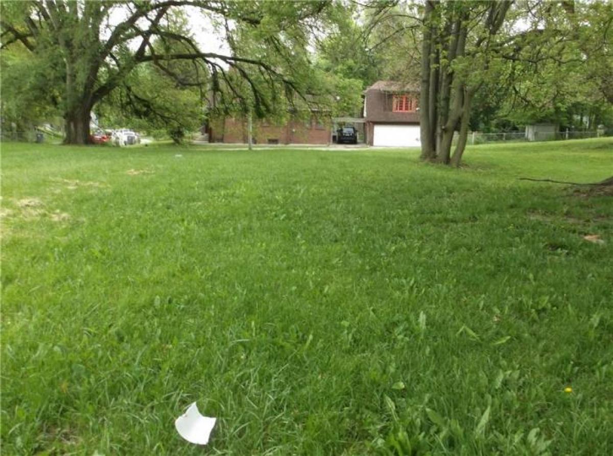 Picture of Residential Land For Sale in Indianapolis, Indiana, United States