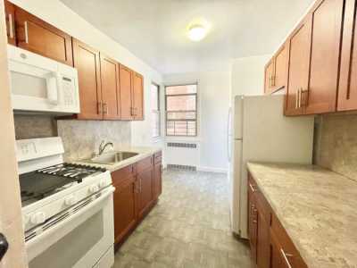 Apartment For Rent in Rego Park, New York