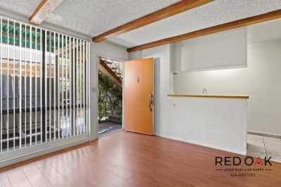Condo For Rent in North Hollywood, California