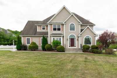 Home For Sale in East Fishkill, New York