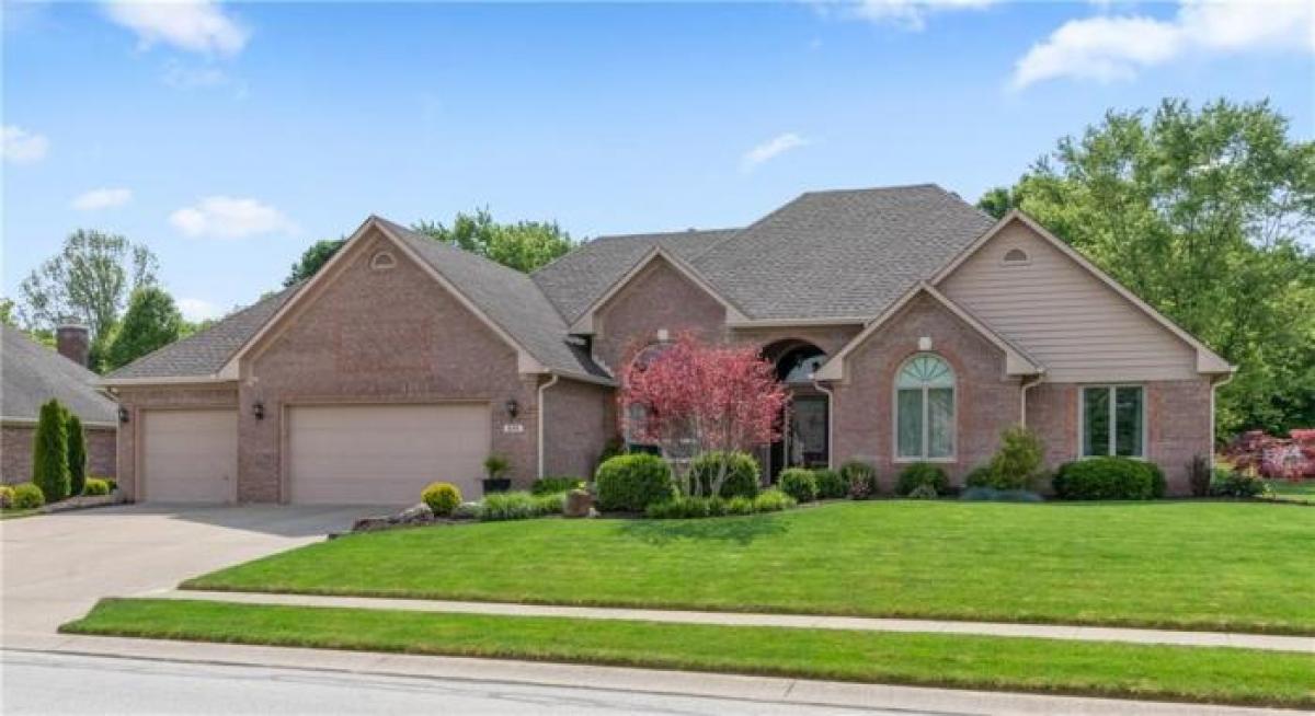 Picture of Home For Sale in Avon, Indiana, United States