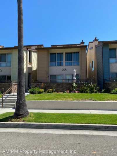 Apartment For Rent in Huntington Beach, California