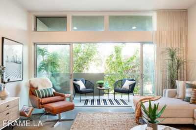 Apartment For Rent in Culver City, California