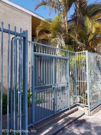 Apartment For Rent in Lawndale, California