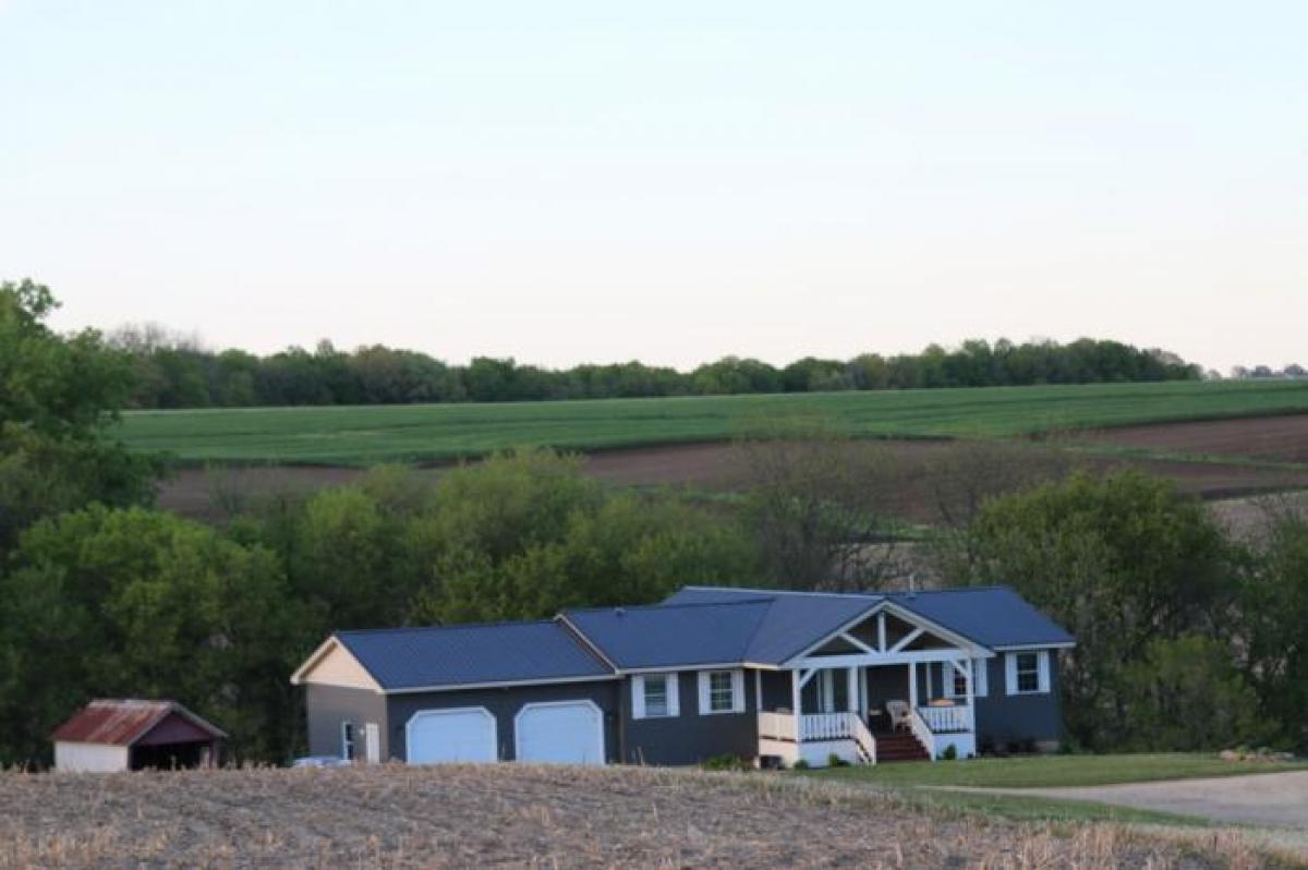 Picture of Home For Sale in Davis, Illinois, United States