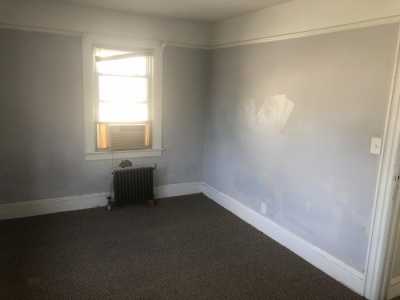 Home For Rent in Queens, New York