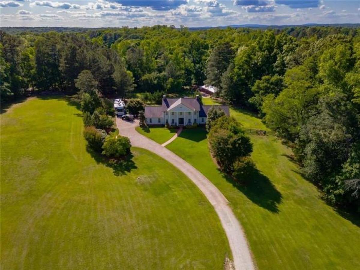 Picture of Home For Sale in Milton, Georgia, United States