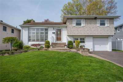 Residential Land For Sale in Wantagh, New York