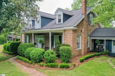 Home For Sale in Hodges, South Carolina