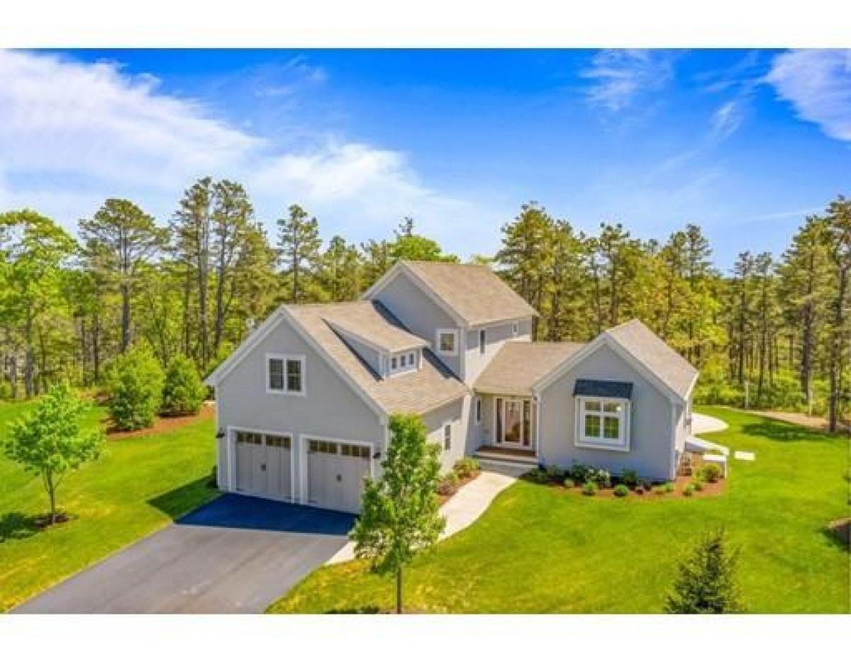 Picture of Home For Sale in Plymouth, Massachusetts, United States