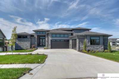 Home For Sale in Bennington, Nebraska