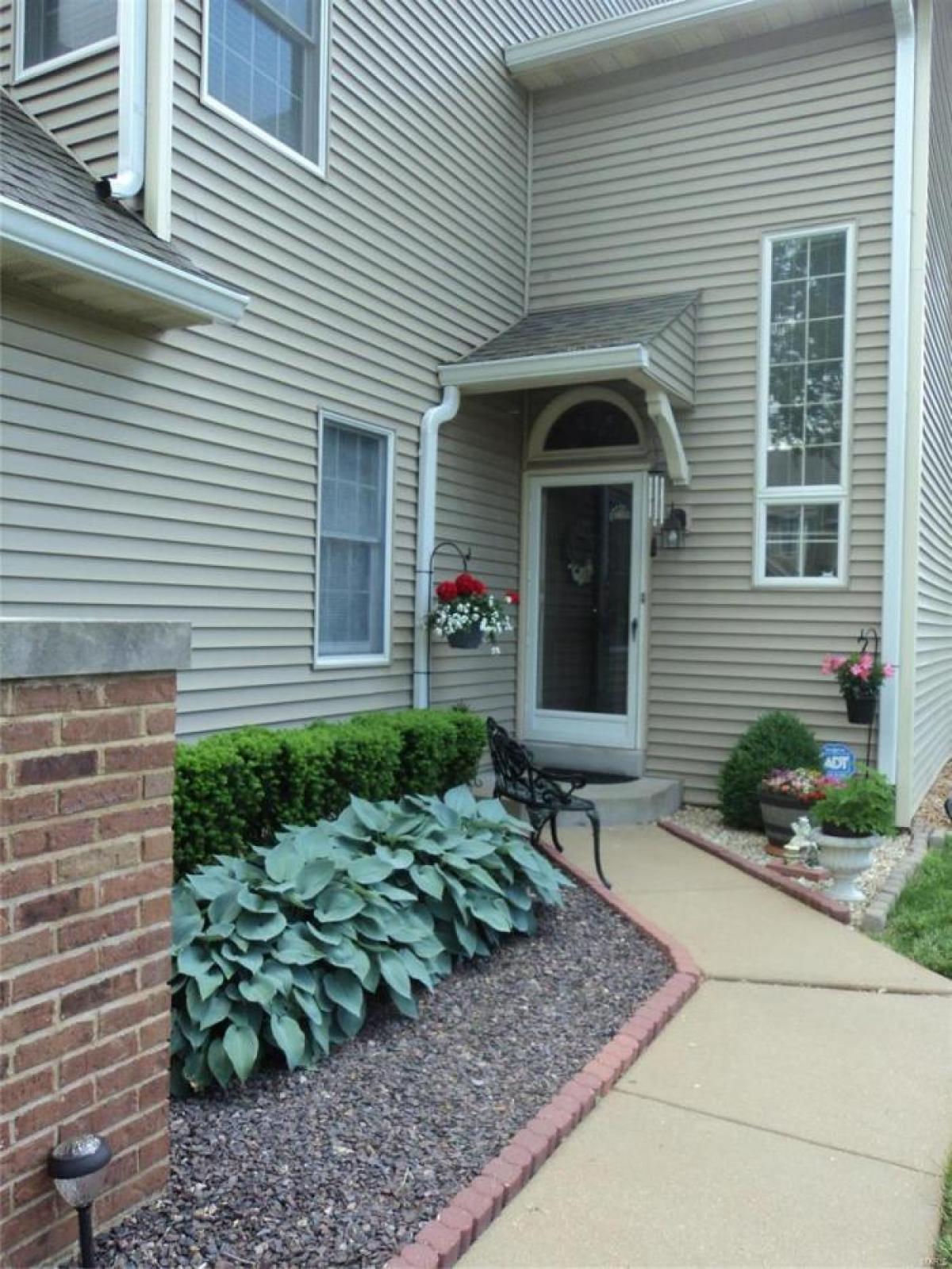 Picture of Home For Sale in Chesterfield, Missouri, United States