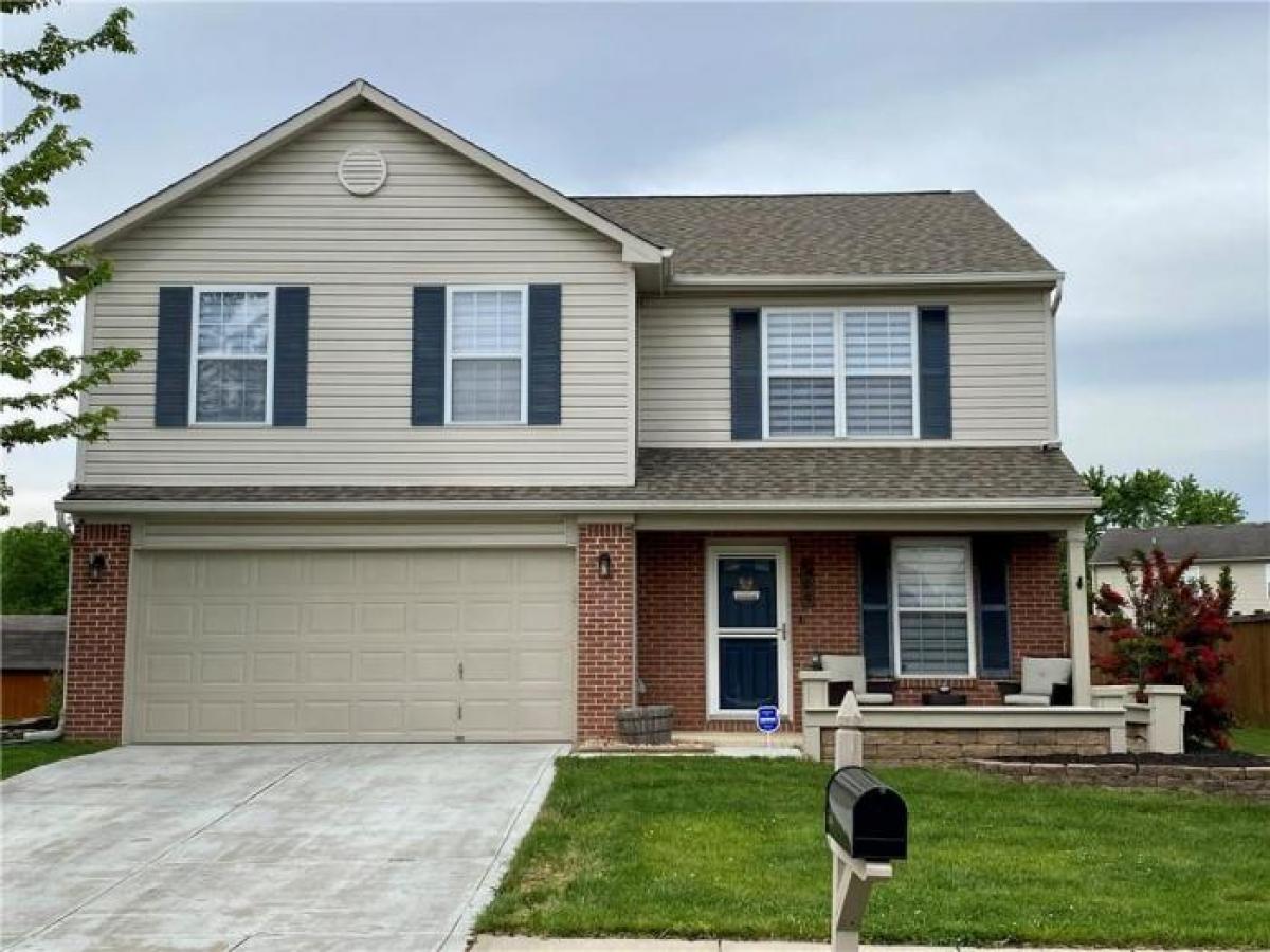 Picture of Home For Sale in Avon, Indiana, United States