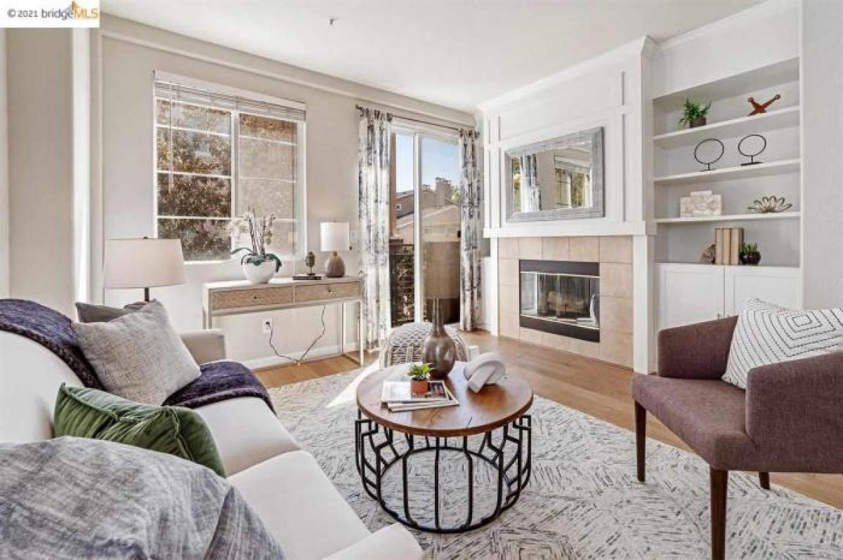 Picture of Home For Sale in Hayward, California, United States