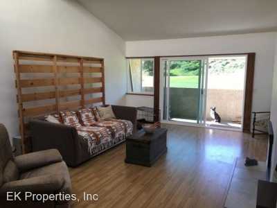 Apartment For Rent in Carlsbad, California