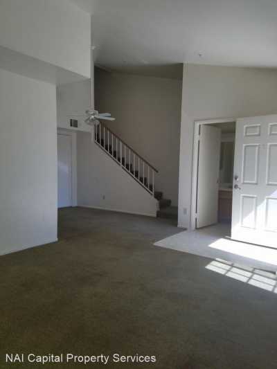 Apartment For Rent in Hesperia, California