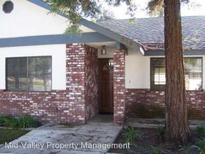 Home For Rent in Tulare, California