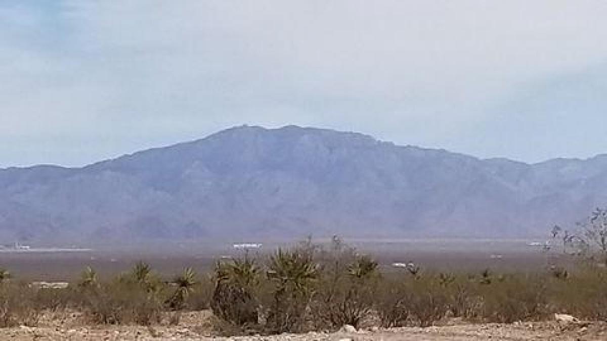 Picture of Residential Land For Sale in Golden Valley, Arizona, United States