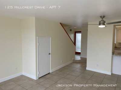 Apartment For Rent in Encinitas, California