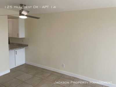 Apartment For Rent in Encinitas, California