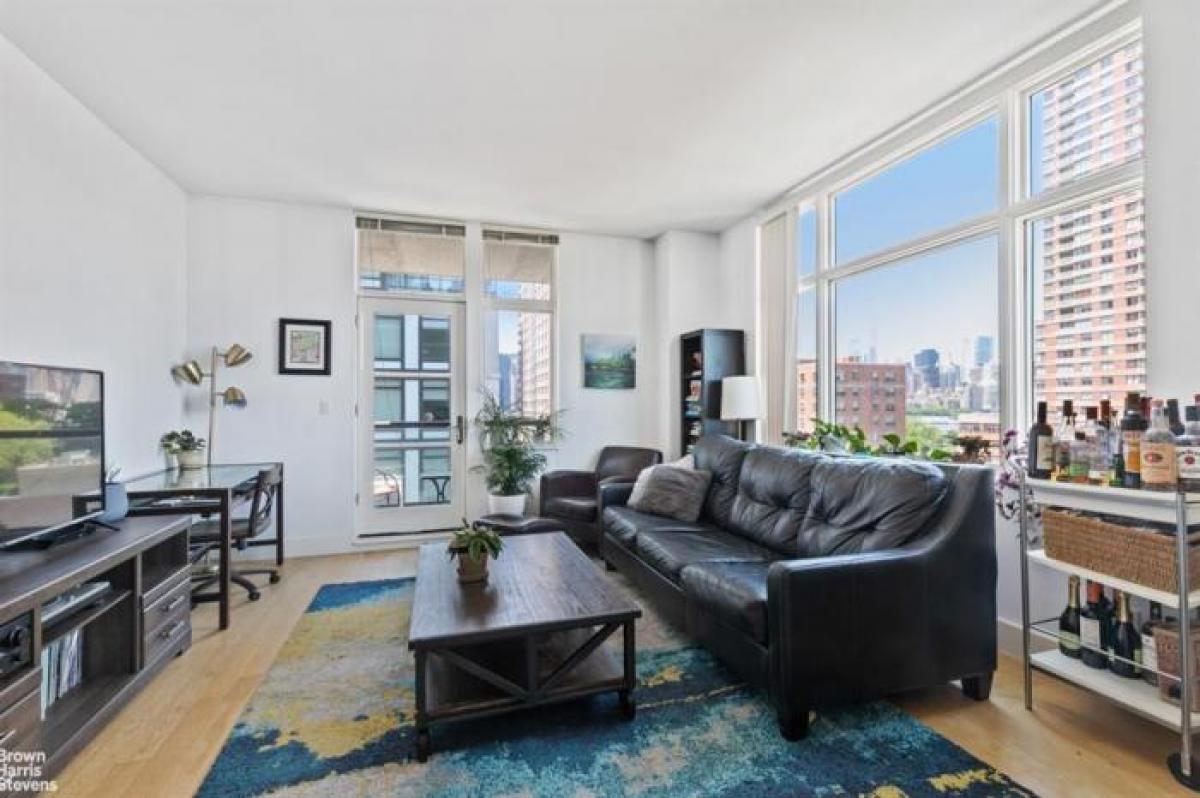 Picture of Apartment For Sale in Long Island City, New York, United States