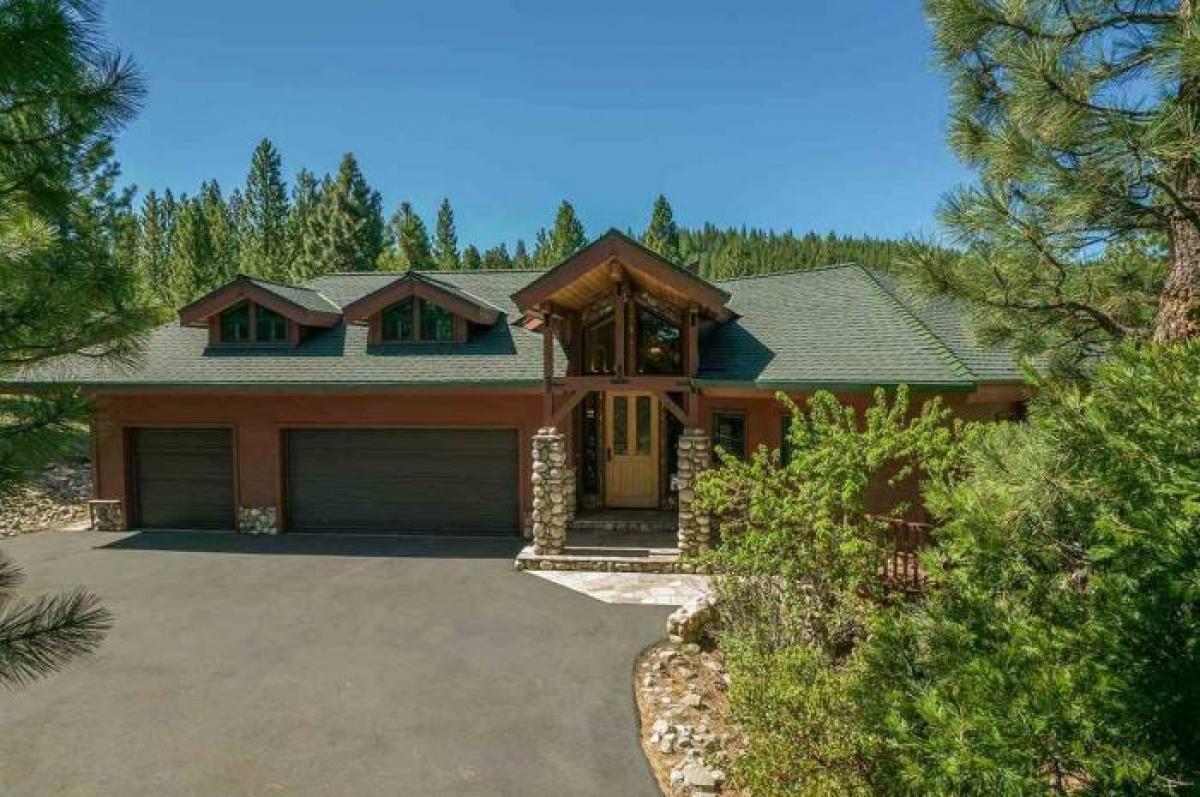 Picture of Home For Sale in Portola, California, United States