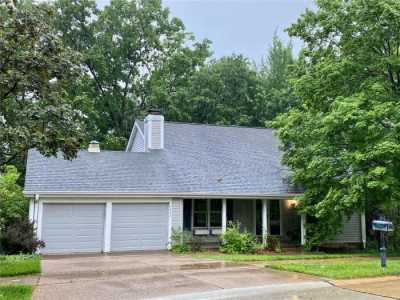 Home For Sale in Manchester, Missouri