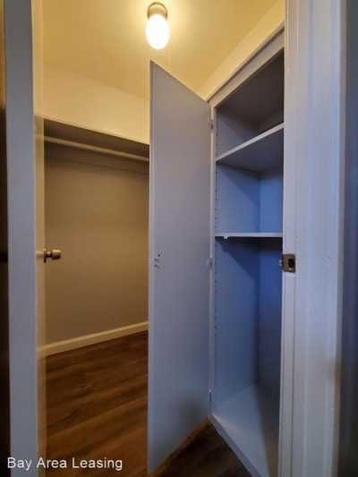 Apartment For Rent in Oakland, California