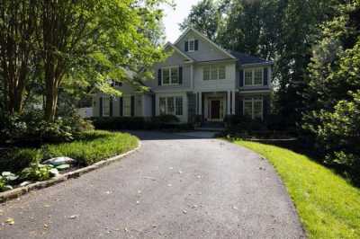 Home For Sale in Bethesda, Maryland