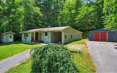 Home For Sale in Blairsville, Georgia