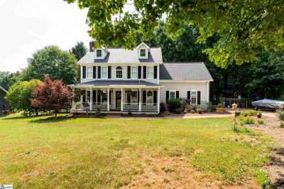Home For Sale in Easley, South Carolina