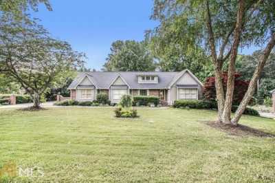 Home For Sale in Lithia Springs, Georgia