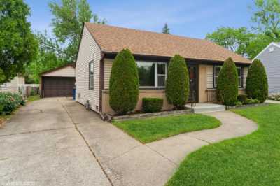 Home For Sale in Franklin Park, Illinois