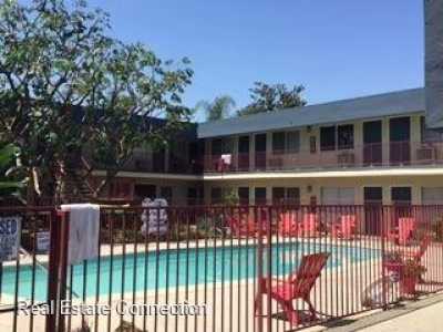 Apartment For Rent in Long Beach, California
