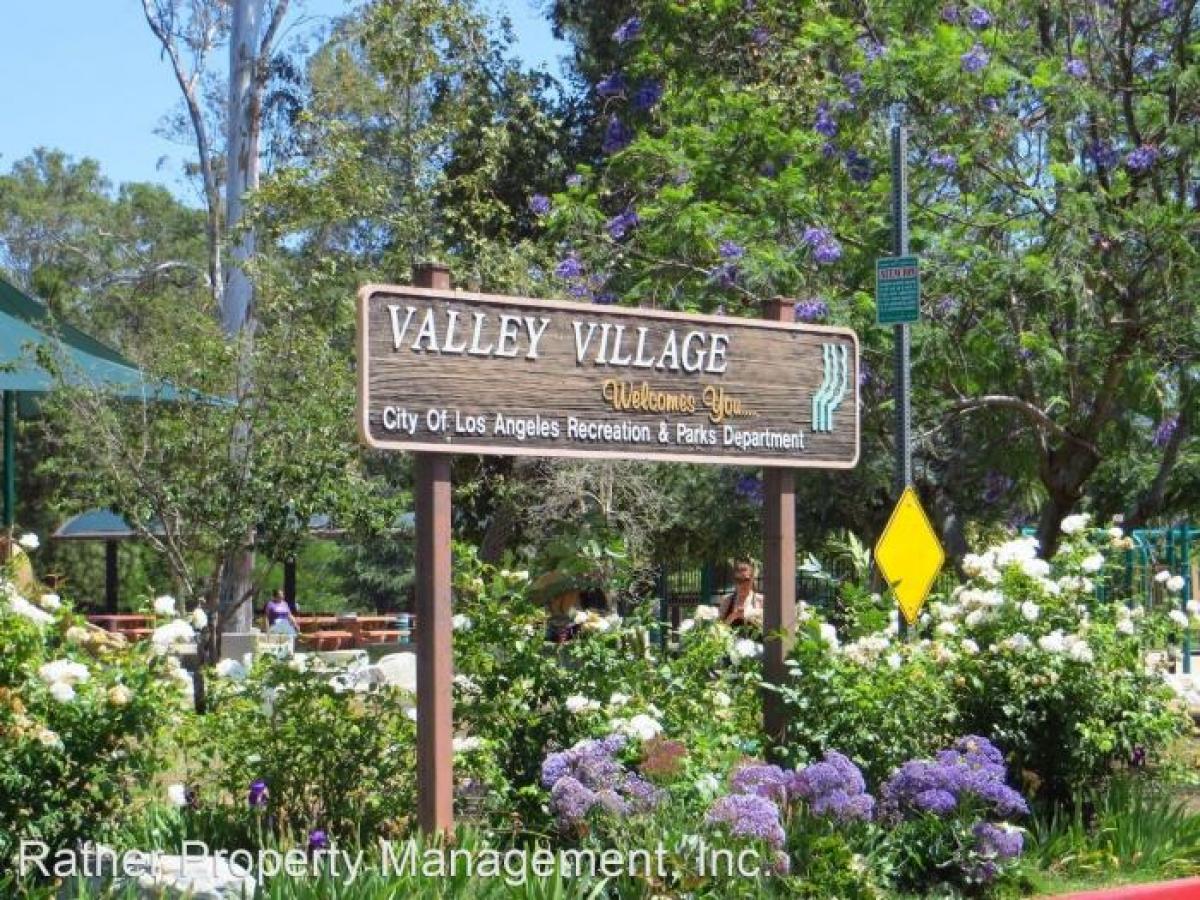 Picture of Apartment For Rent in Valley Village, California, United States