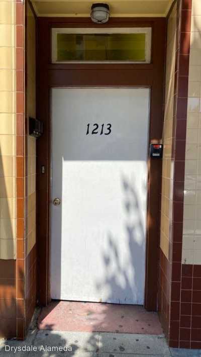 Apartment For Rent in 