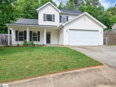 Home For Sale in Greer, South Carolina