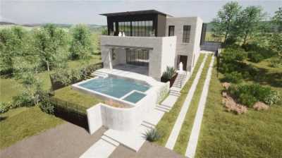 Home For Sale in Lakeway, Texas